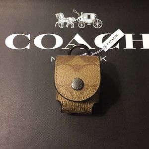 💥HOST PICK💥(UNISEX) COACH - EARBUD CASE BAG CHARM (NWT)